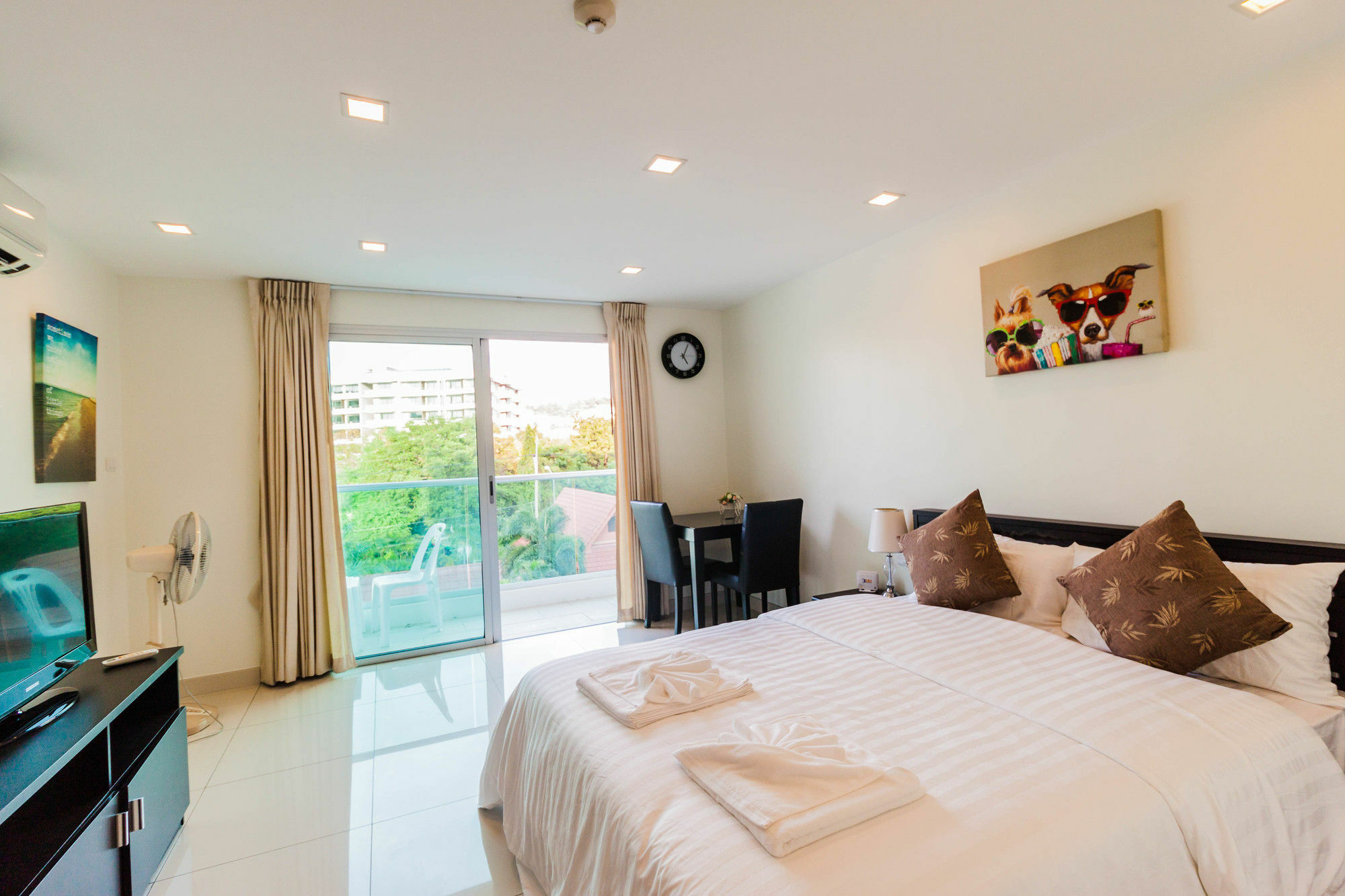 Laguna Bay 1 By Pattaya Sunny Rentals Экстерьер фото